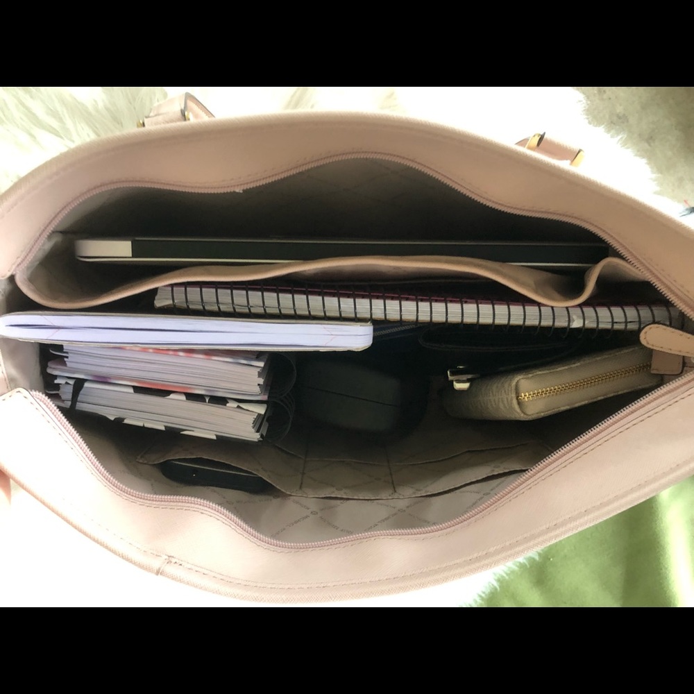 New Mk Black Large Zipper Tote - Picture 4 of 7